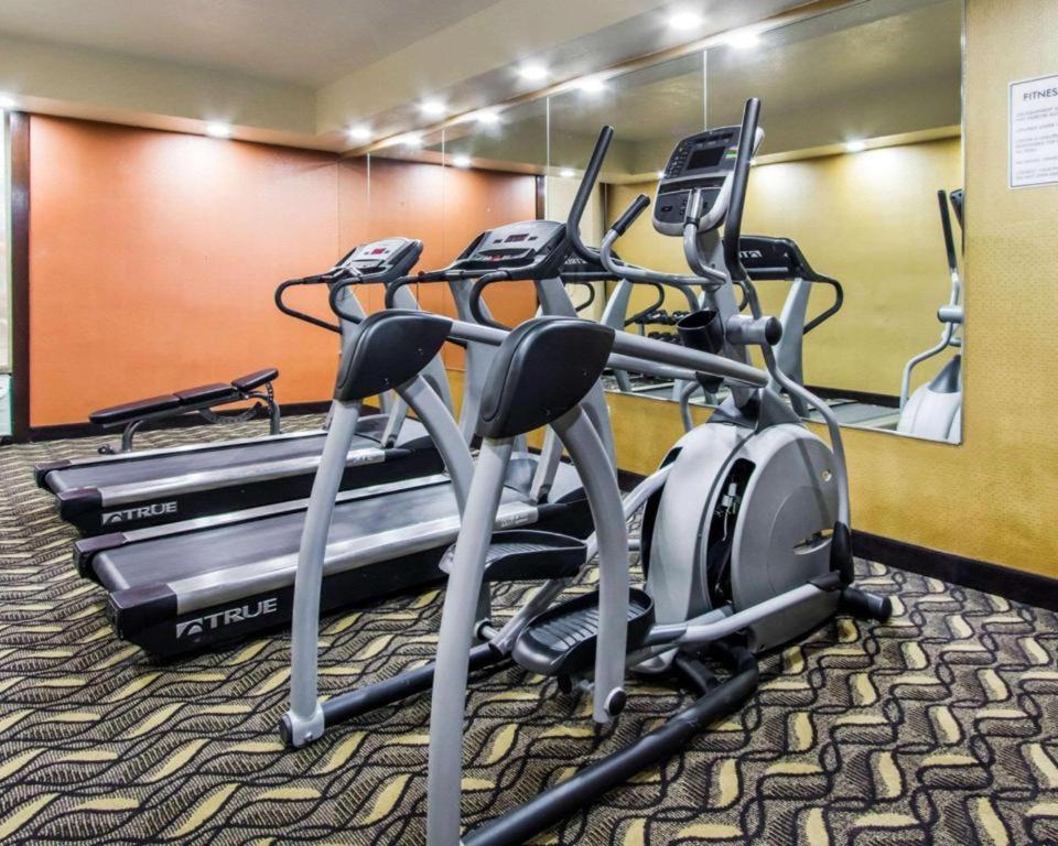 Americinn By Wyndham Memphis East Екстериор снимка
