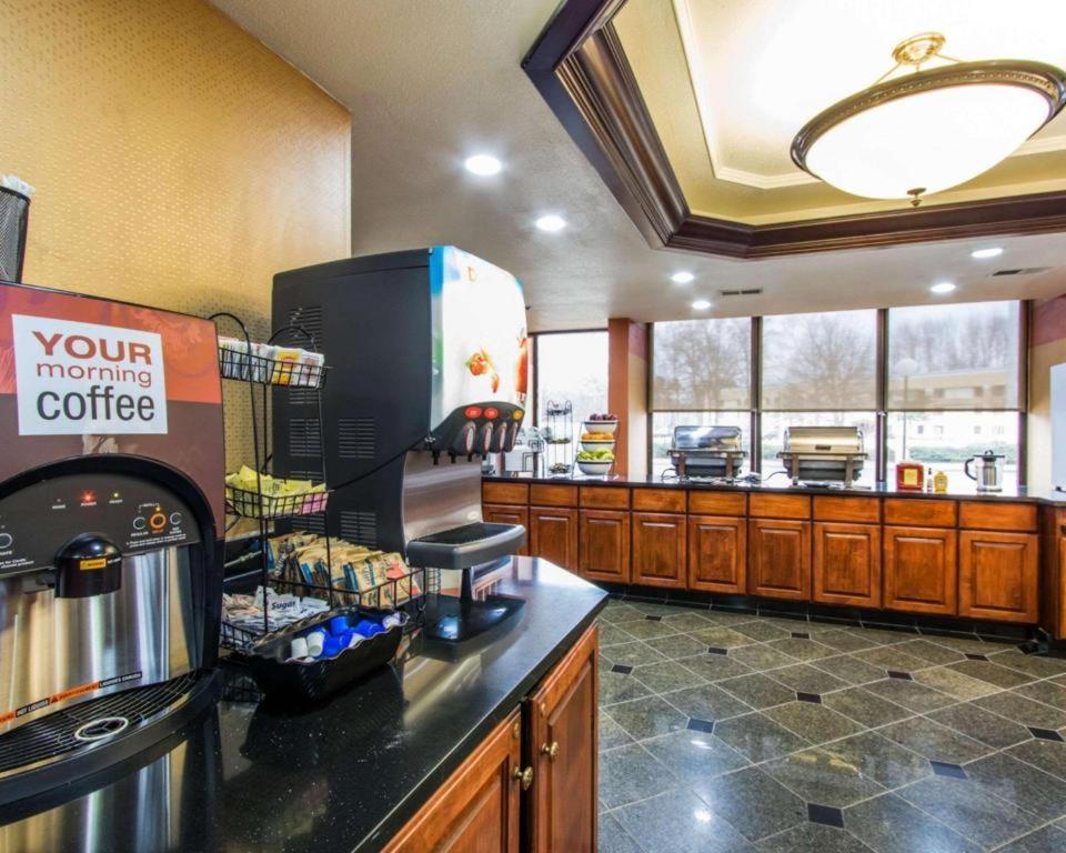 Americinn By Wyndham Memphis East Екстериор снимка