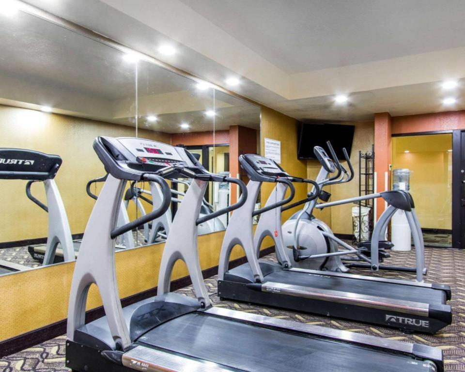 Americinn By Wyndham Memphis East Екстериор снимка