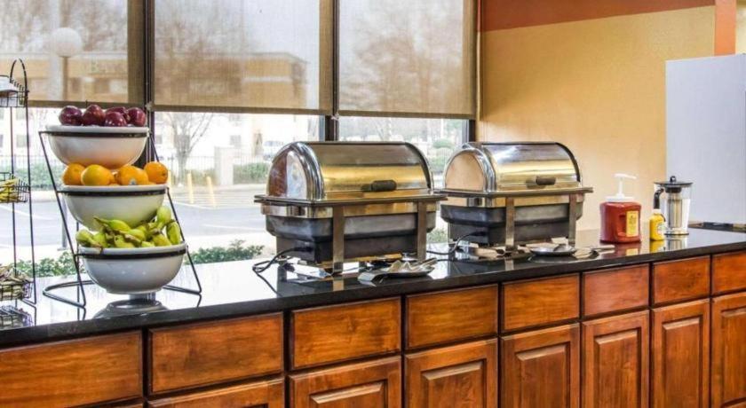 Americinn By Wyndham Memphis East Екстериор снимка