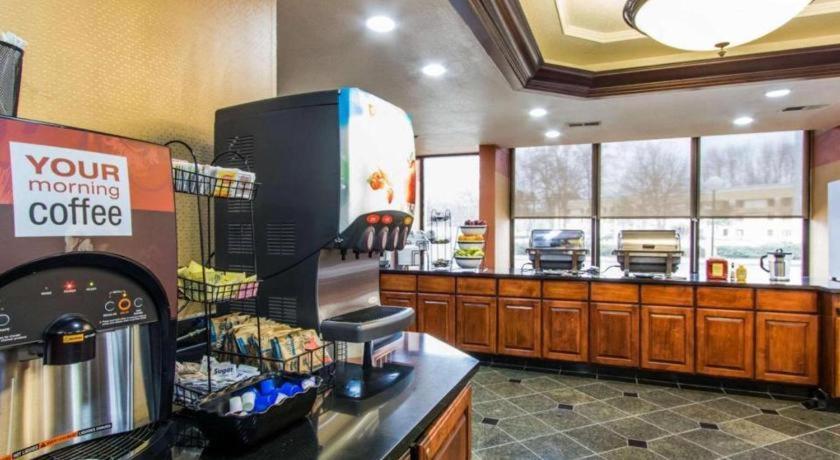Americinn By Wyndham Memphis East Екстериор снимка