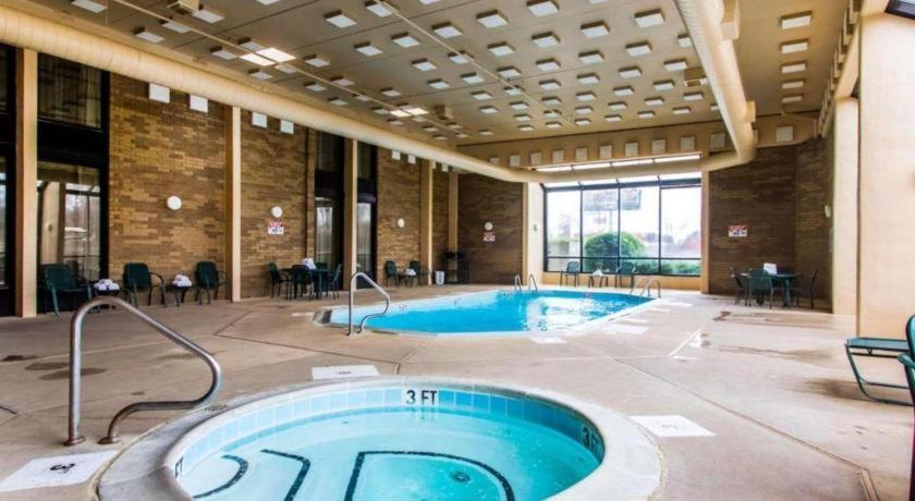 Americinn By Wyndham Memphis East Екстериор снимка